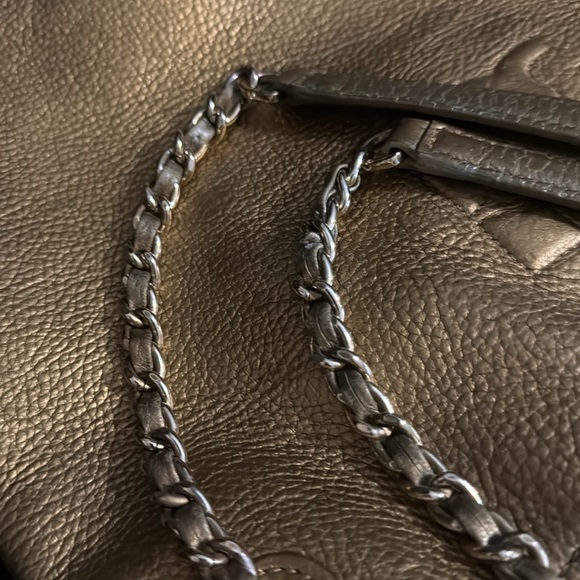 Tory Burch Thea Metallic Gold Chain Shoulder Slouchy Tote - Picture 11 of 16